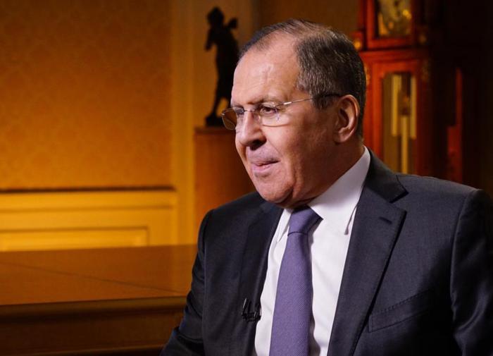 A FM Lavrov russa fala sobre os esforços de paz da Rússia na Ucrânia