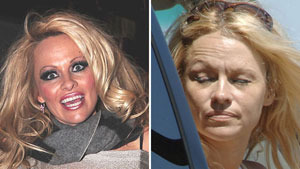 Pamela Anderson com corpo de dar inveja
